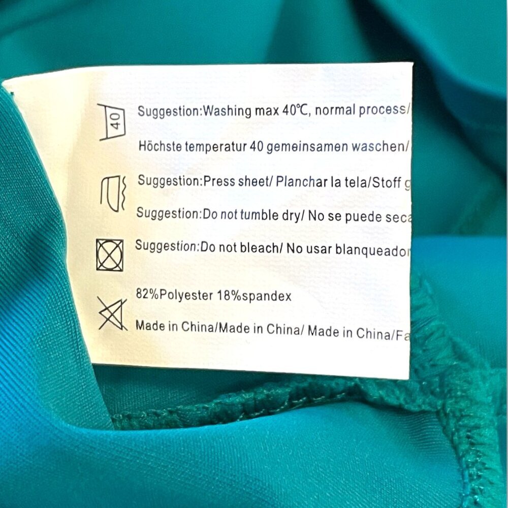 Pinspark Tennis Golf Skirt Skort Sz L Green Pockets UPF 50+ NEW - Picture 8 of 9